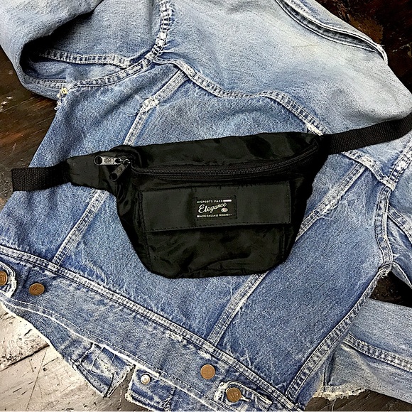 Lightweight Nylon Fanny Pack - Picture 10 of 10